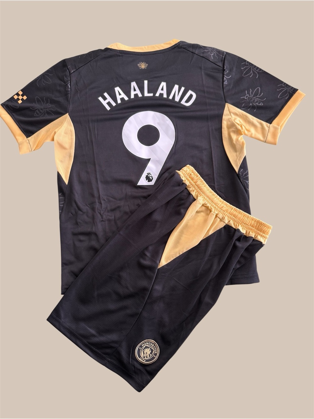 Manchester City 2026/27 Jersey kids Set Size 26 (8-9 years) #9 Haaland NWT